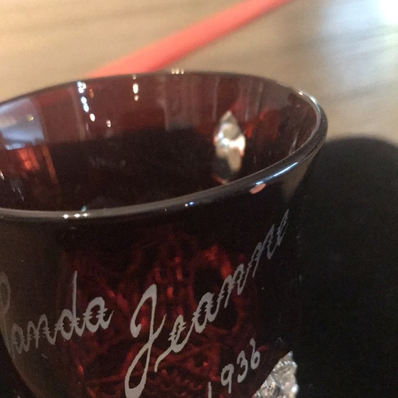 Vintage flash glass fair souvenir 1936 creamer and handled glass ruby red pair - Picture 10 of 16